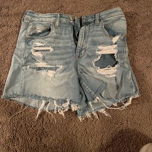 size 8 aeo jean shorts